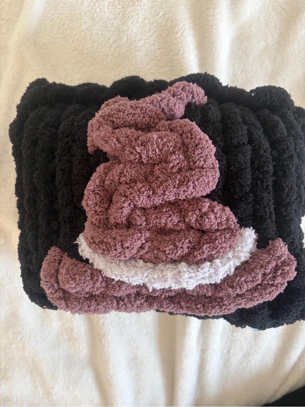Chunky Knit Black pillow with Mauve Witches Hat